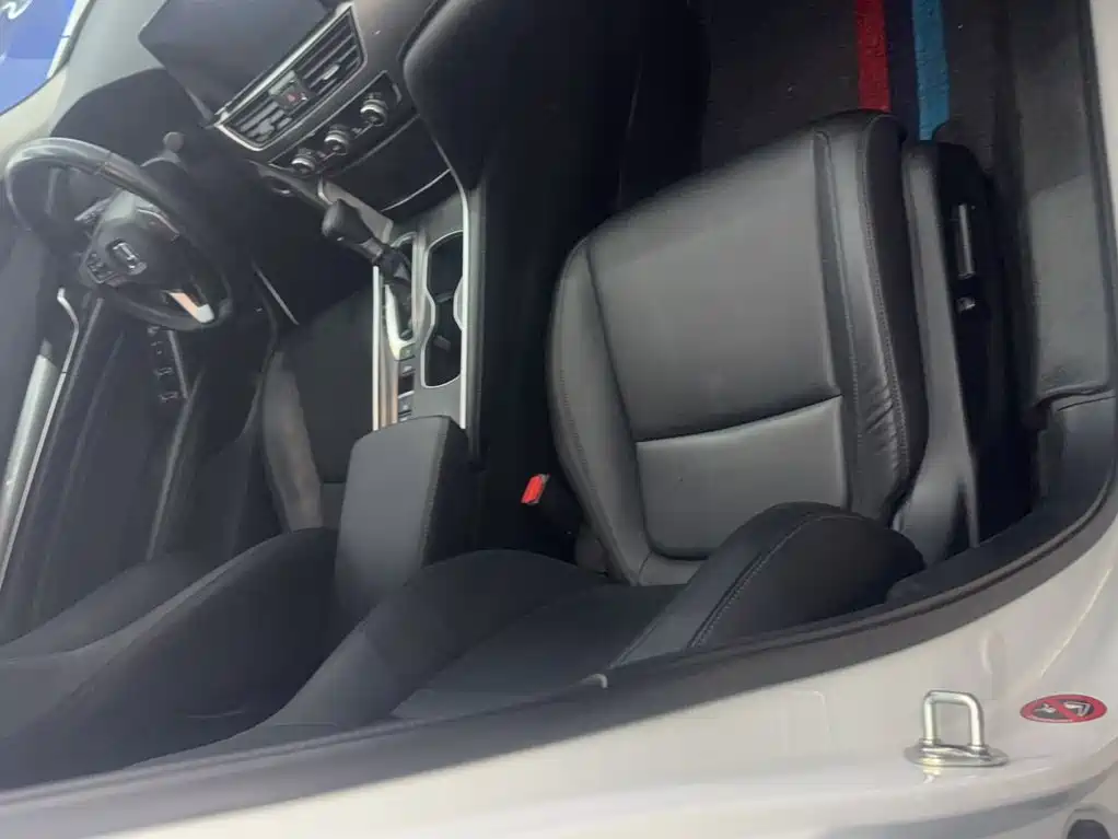 Honda Accord — фото 3