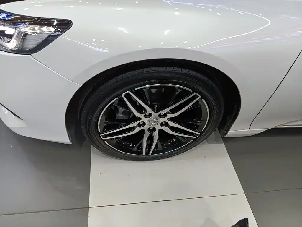 Honda Accord — фото 23
