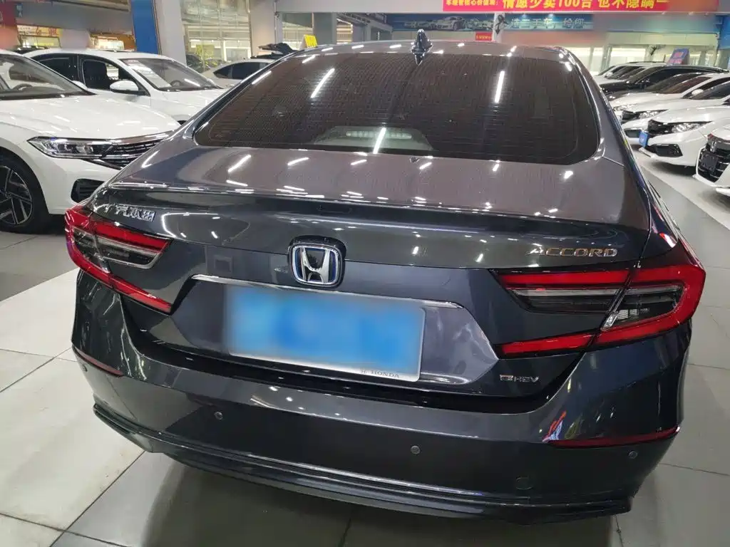 Honda Accord — фото 6