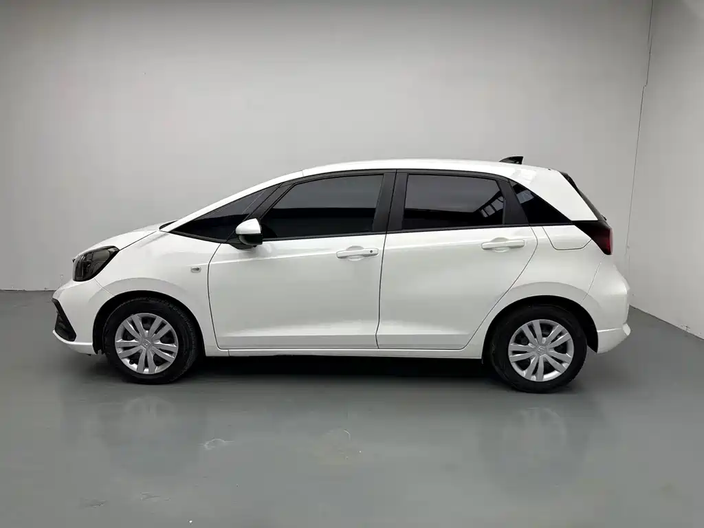 Honda Fit — фото 3