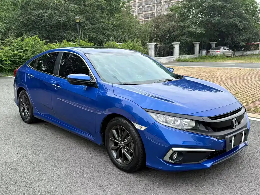 Honda Civic — фото 3