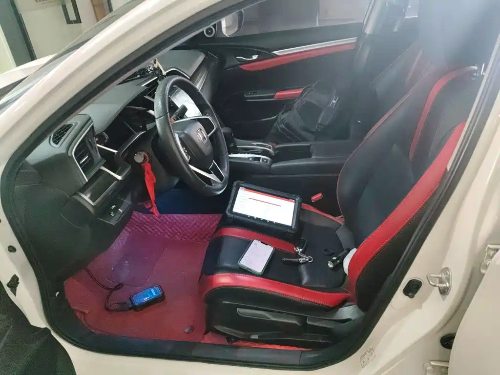 Honda Civic — фото 11