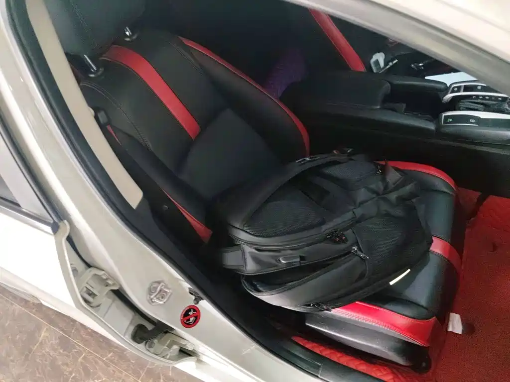 Honda Civic — фото 20
