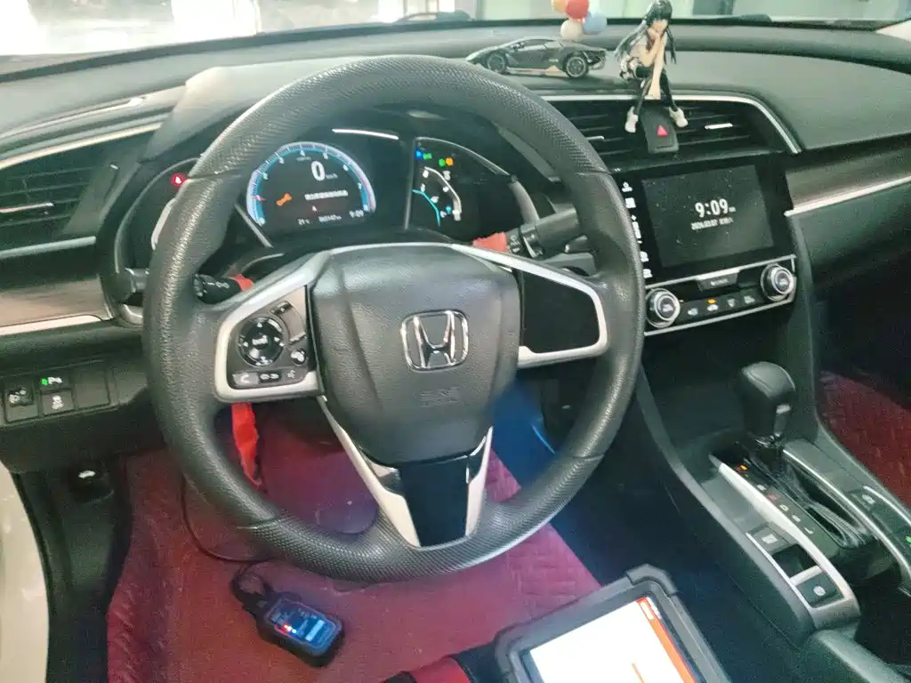 Honda Civic — фото 7