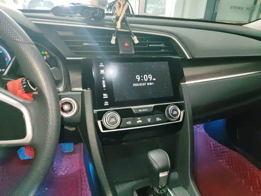 Honda Civic — фото 9