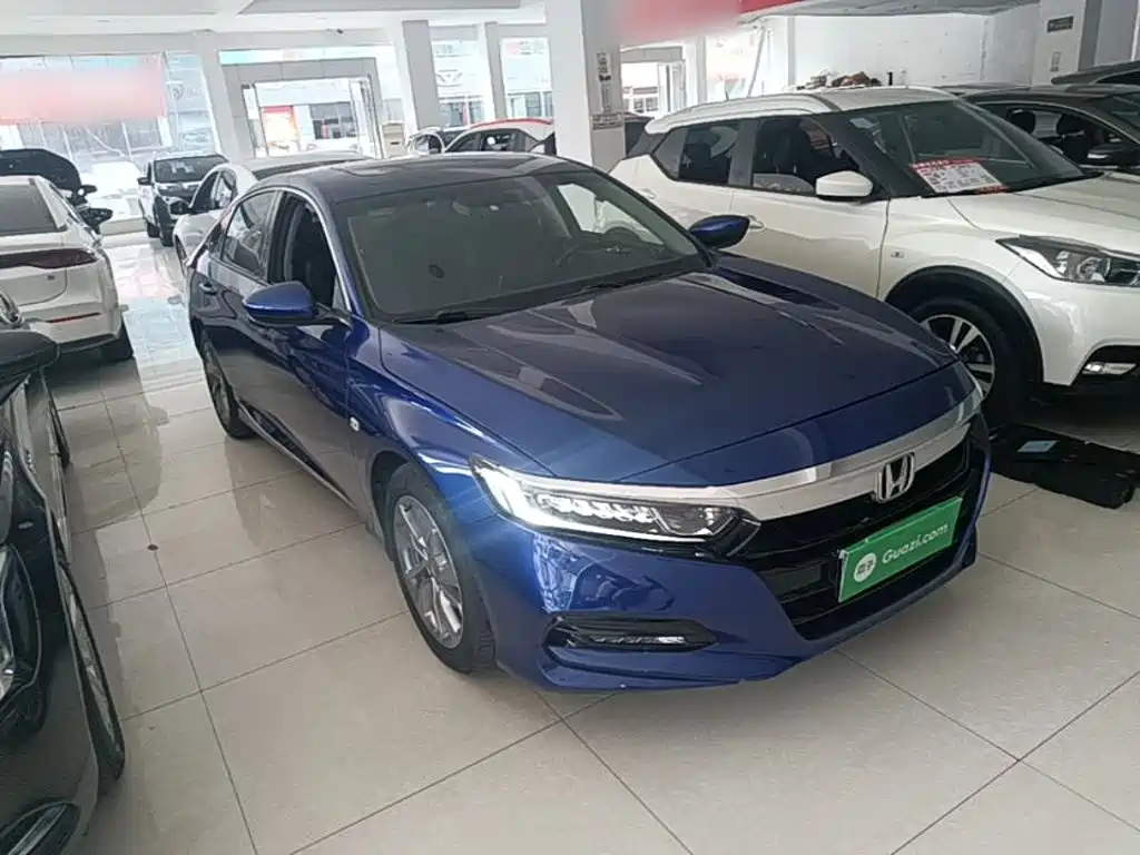 Honda Accord — фото 4