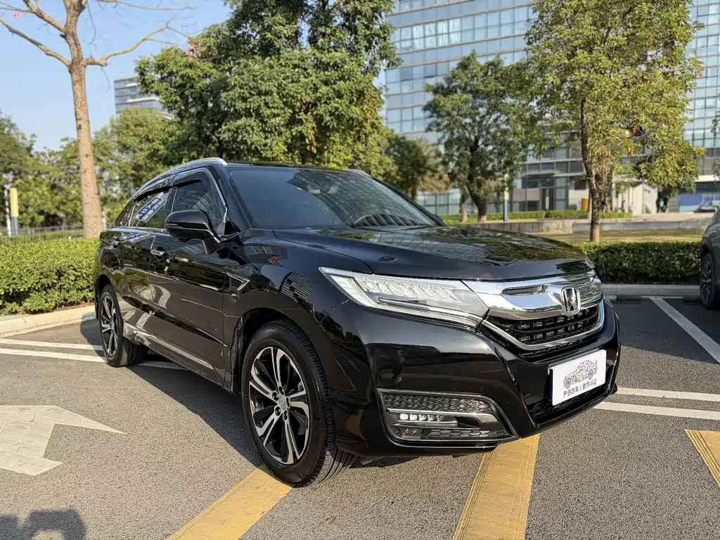 Honda UR-V — фото 3