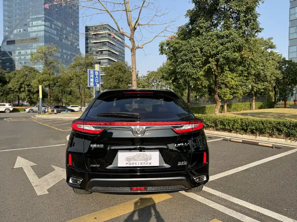 Honda UR-V — фото 6