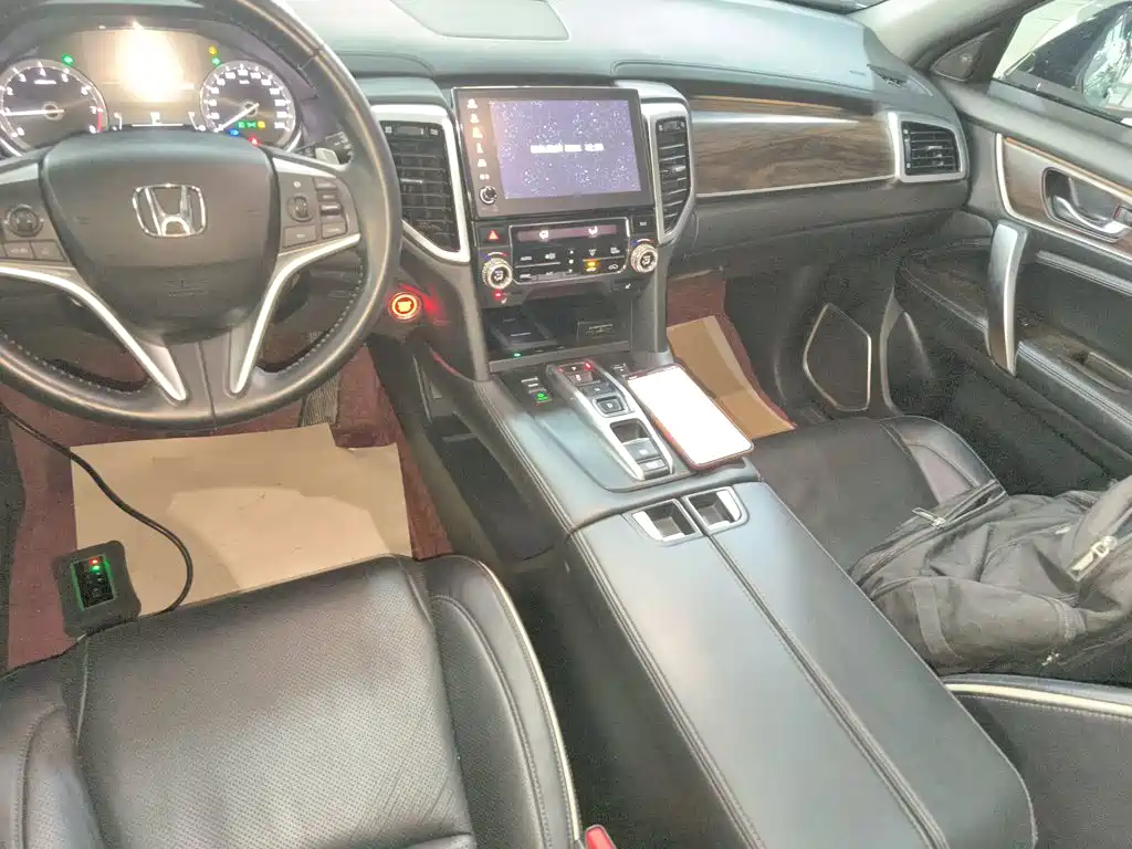Honda UR-V — фото 10