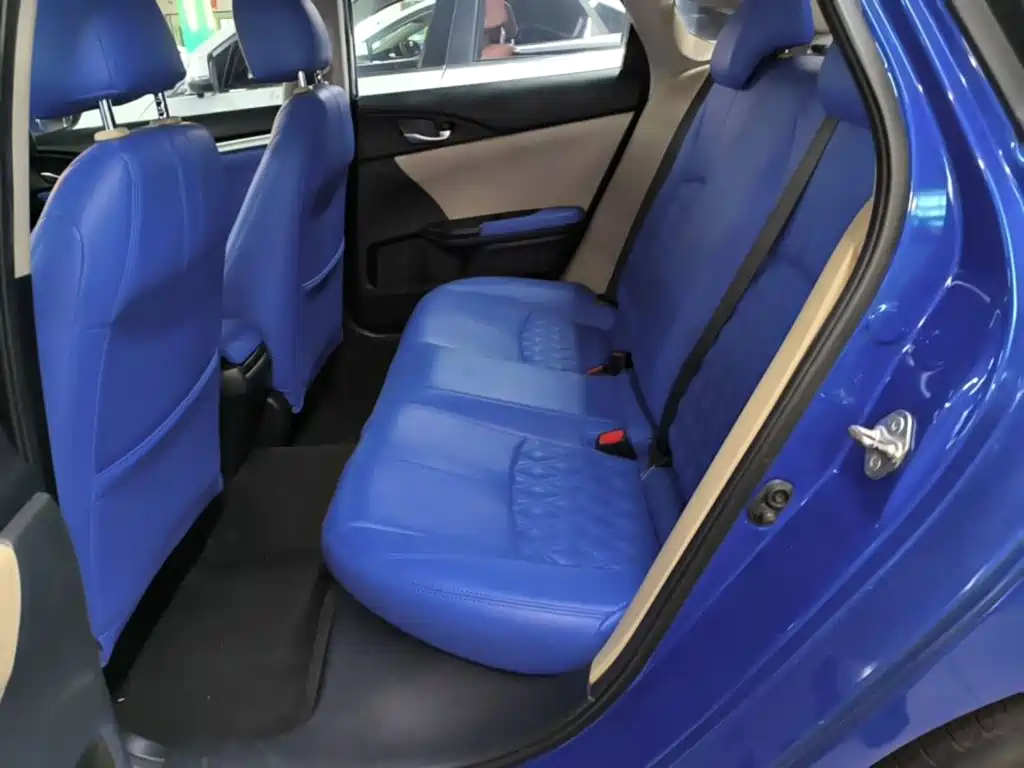 Honda Civic — фото 17