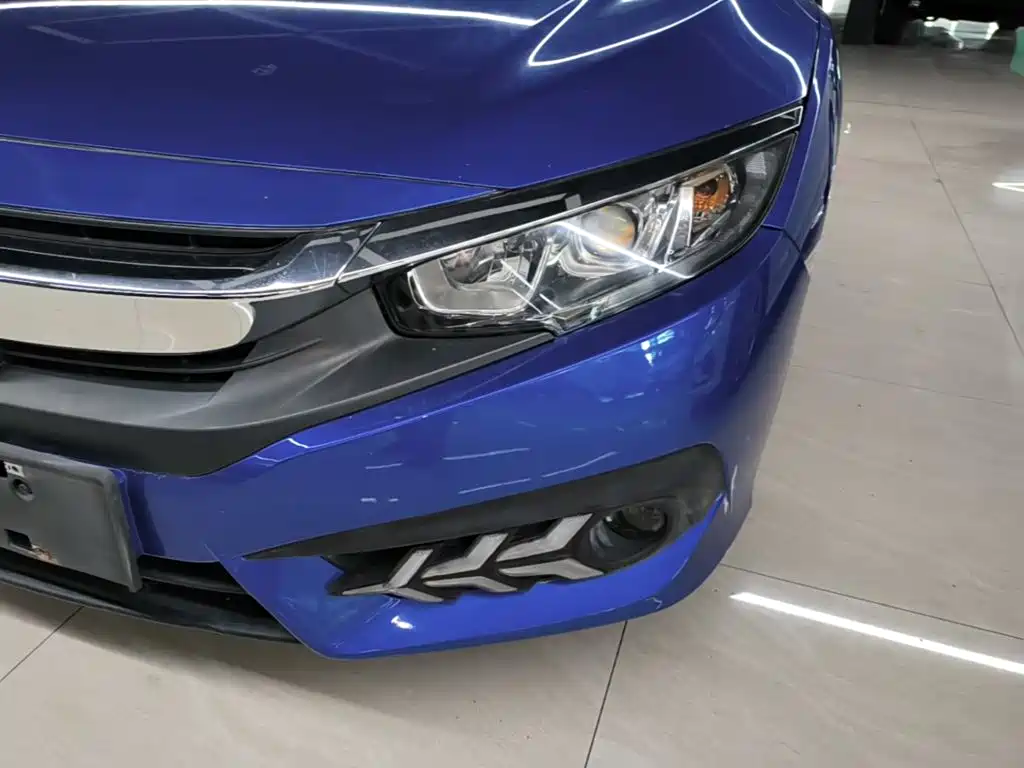 Honda Civic — фото 24