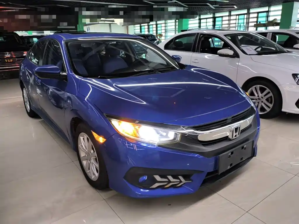 Honda Civic — фото 4