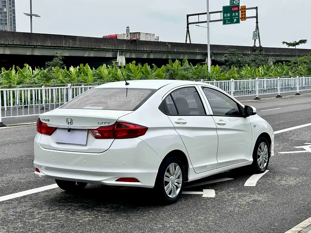 Honda City — фото 6