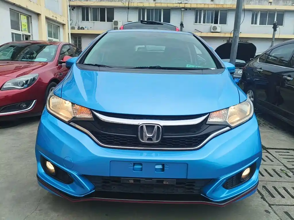 Honda Fit — фото 3
