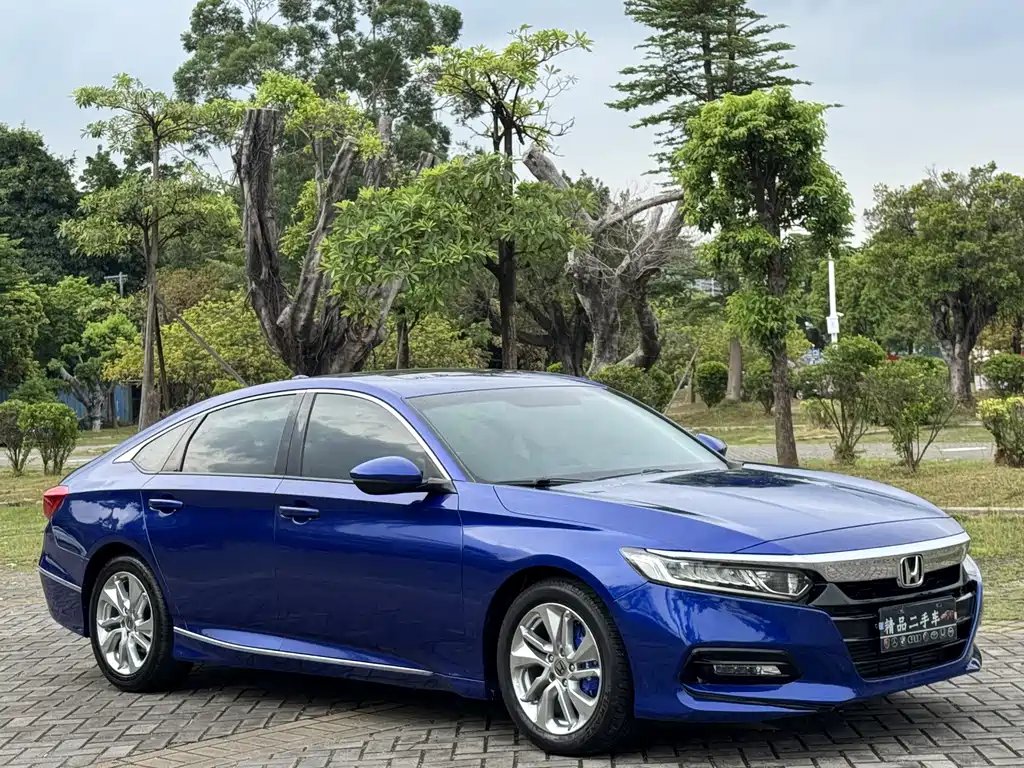 Honda Accord — фото 3