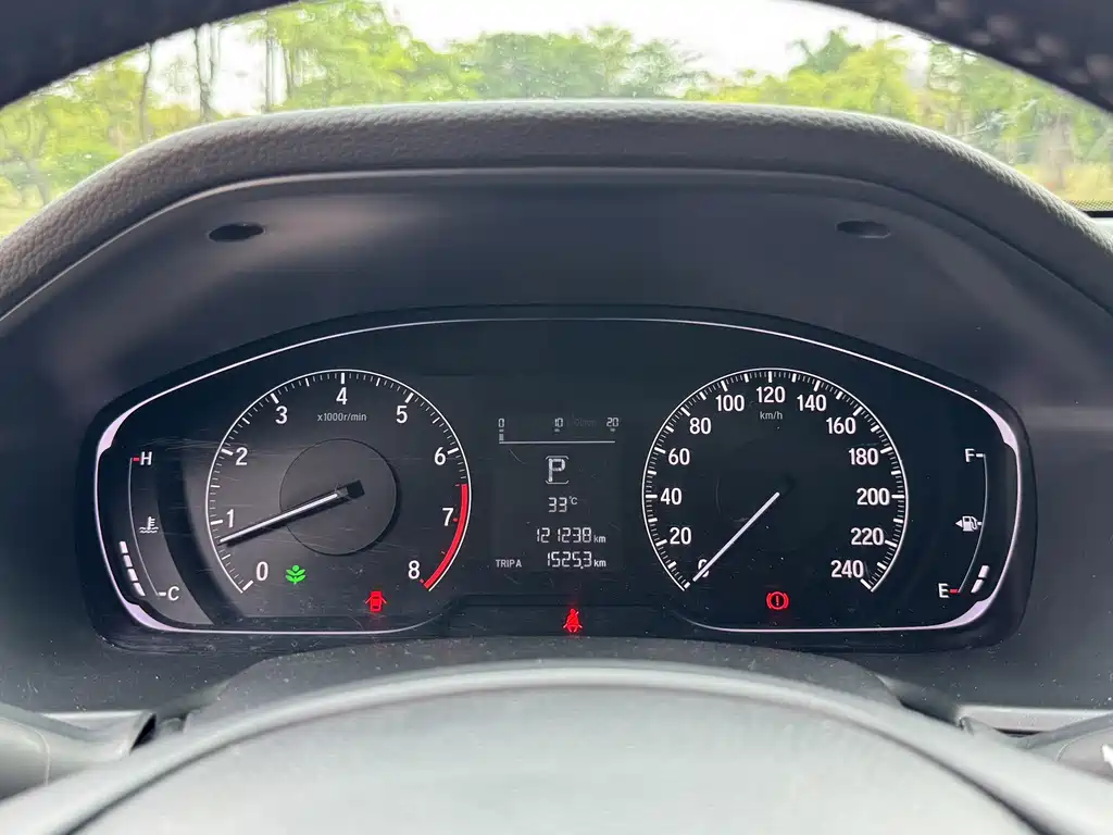 Honda Accord — фото 25