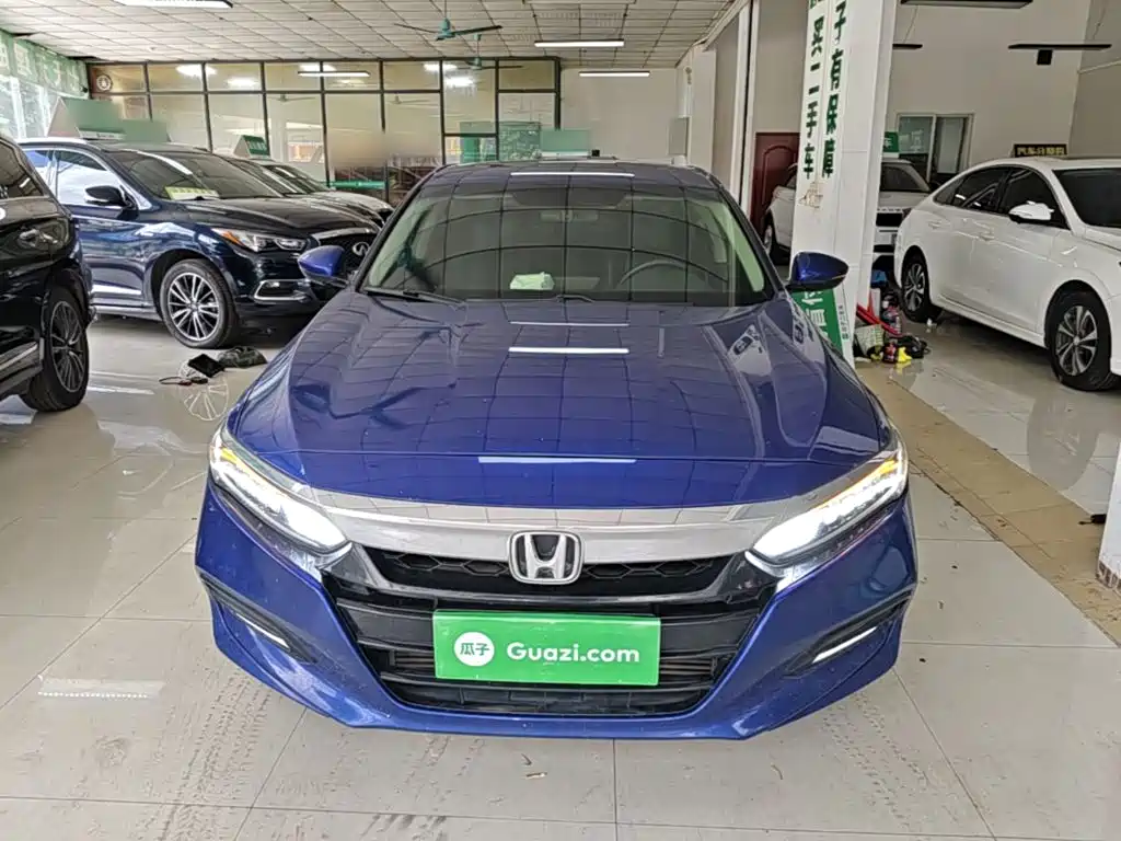 Honda Accord — фото 3