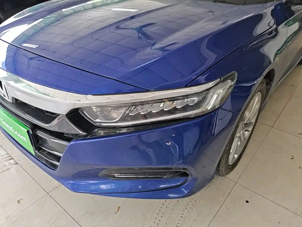 Honda Accord — фото 24