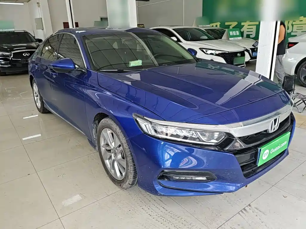 Honda Accord — фото 4