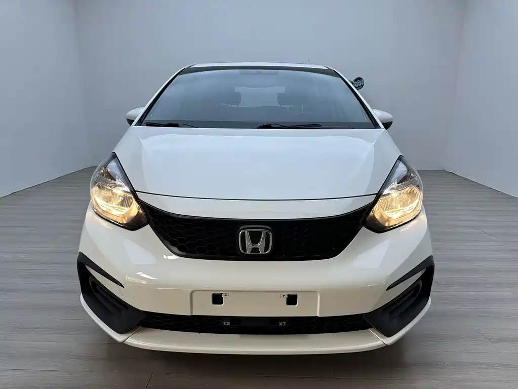 Honda Fit — фото 3