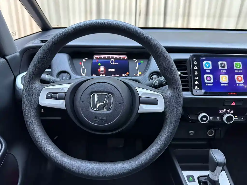 Honda Fit — фото 7