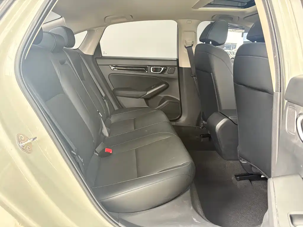 Honda Civic — фото 10