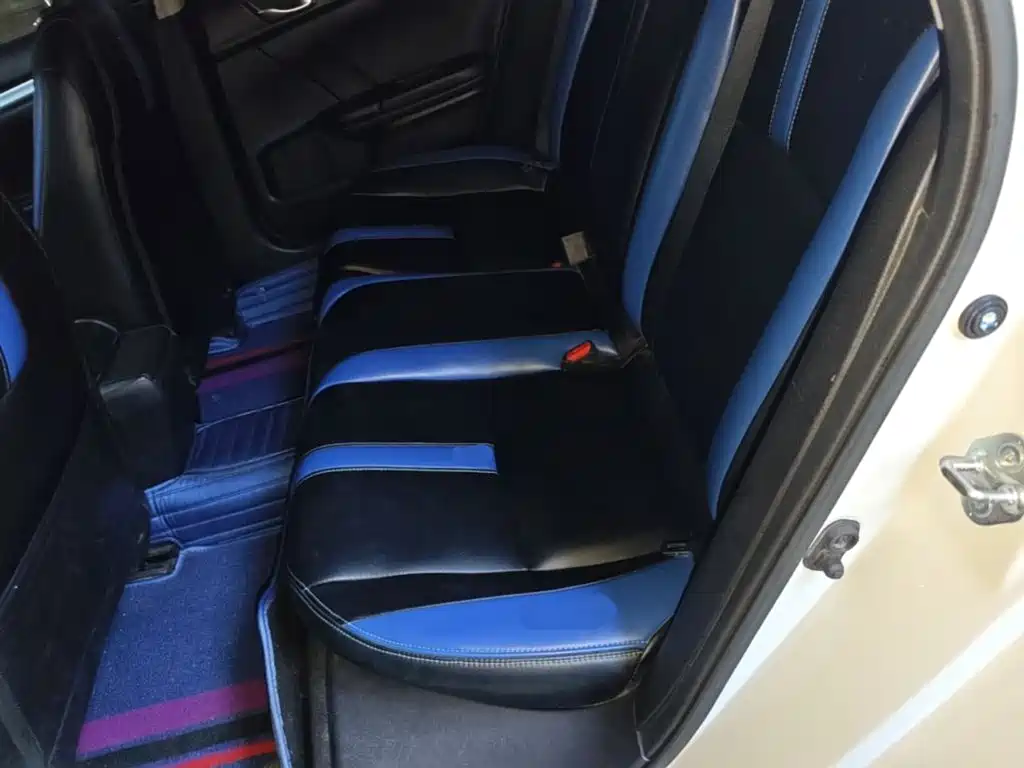 Honda Civic — фото 17