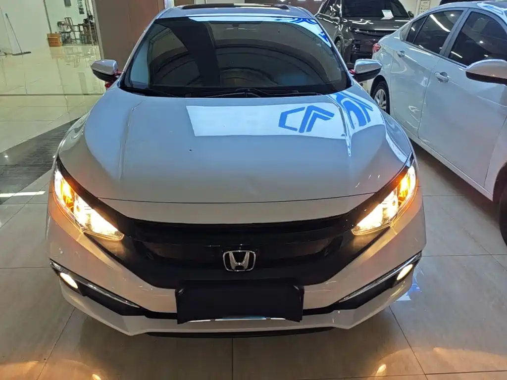 Honda Civic — фото 3