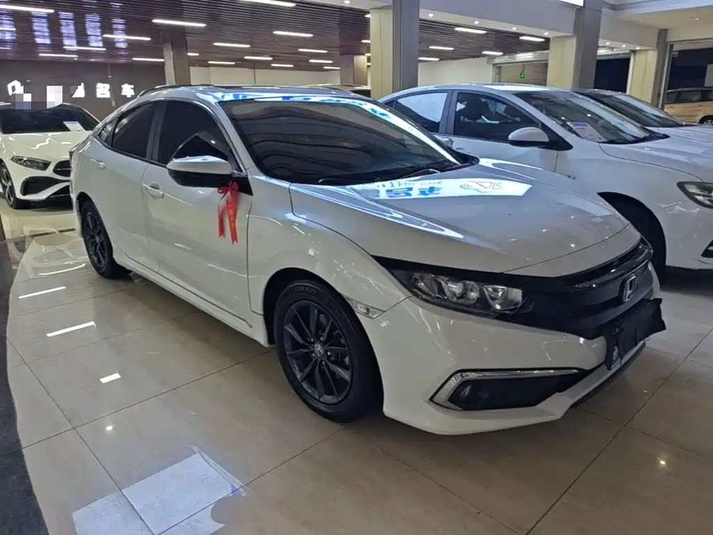 Honda Civic — фото 4