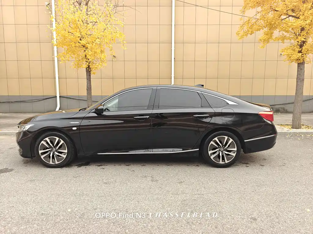 Honda Accord — фото 14