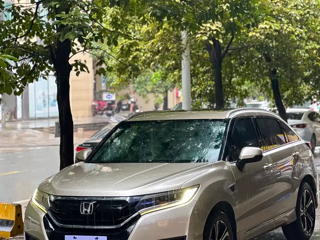 Honda UR-V — фото 4
