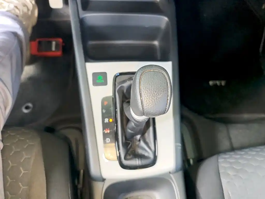 Honda Fit — фото 14