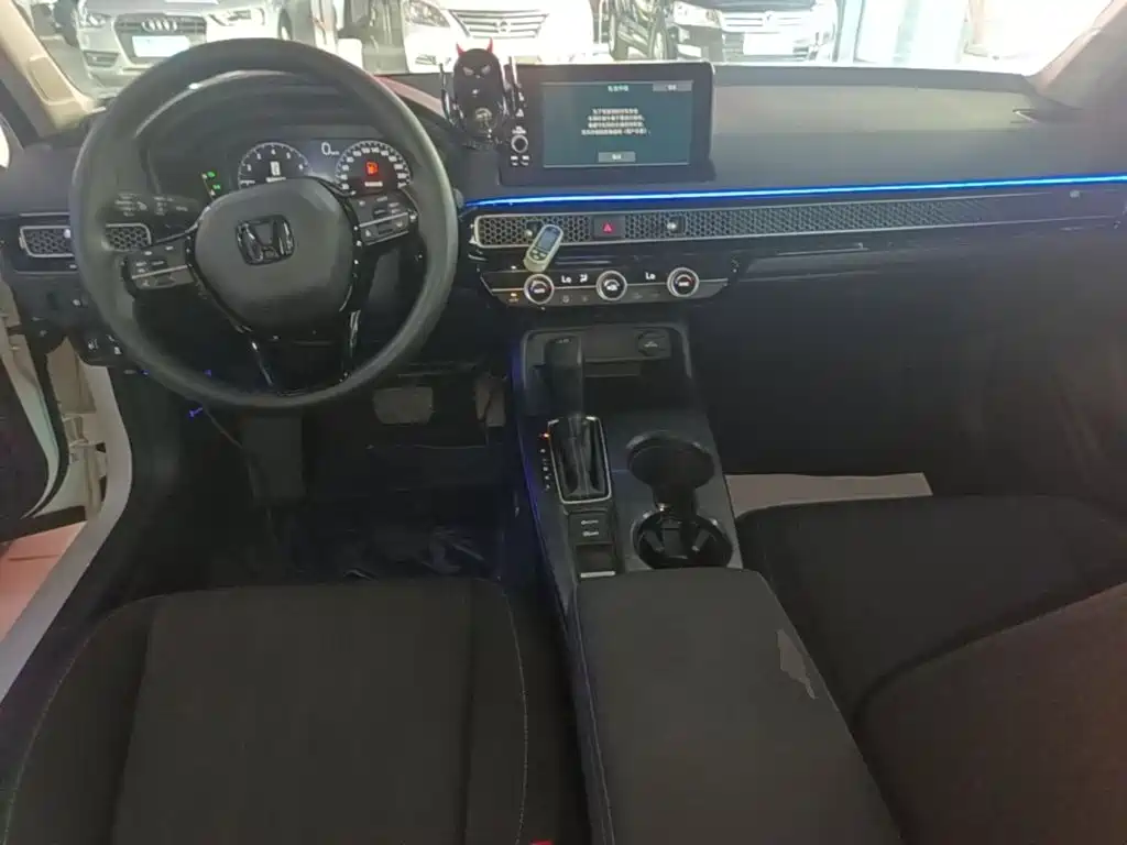 Honda Civic — фото 10