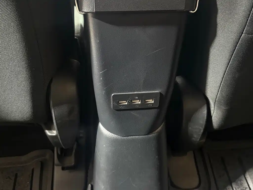 Honda Fit — фото 13