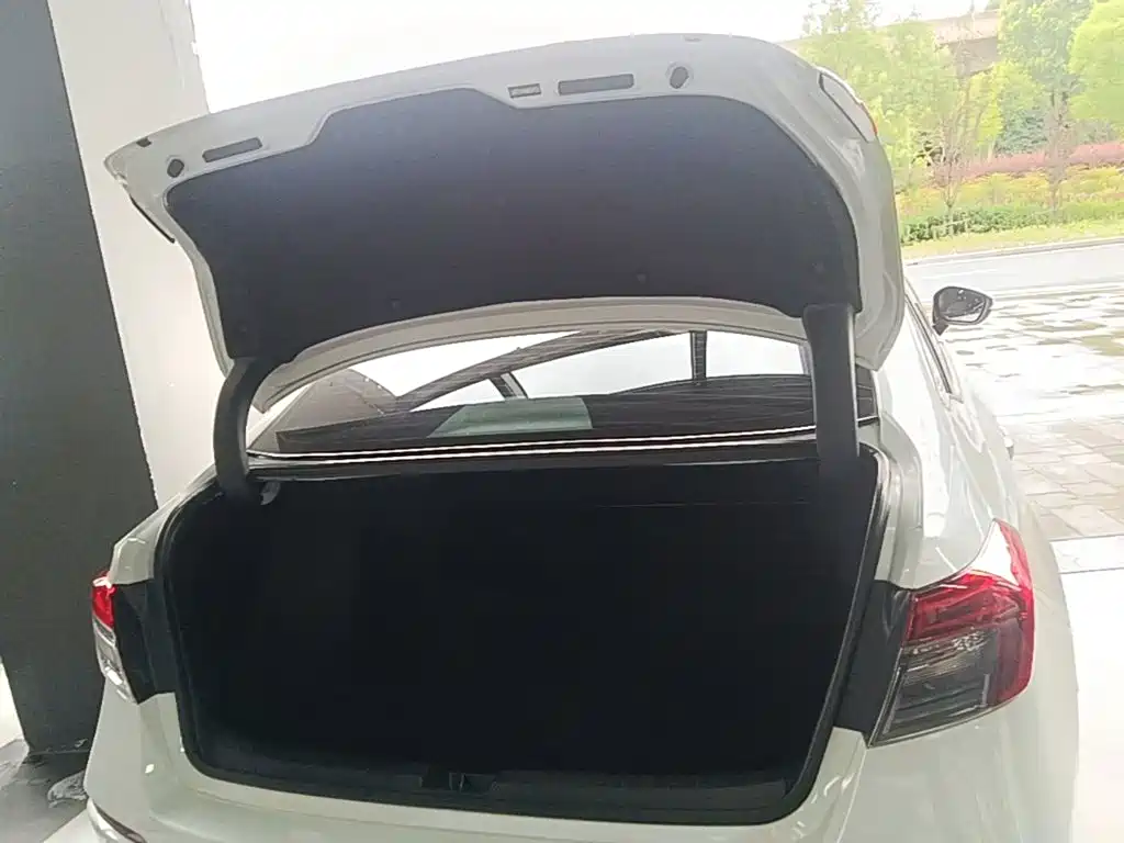 Honda Civic — фото 19