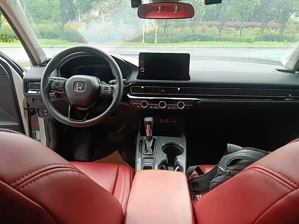 Honda Civic — фото 10