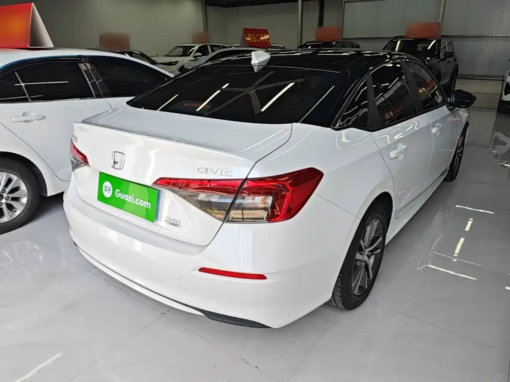Honda Civic — фото 7