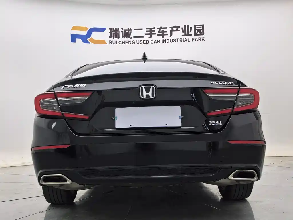 Honda Accord — фото 5