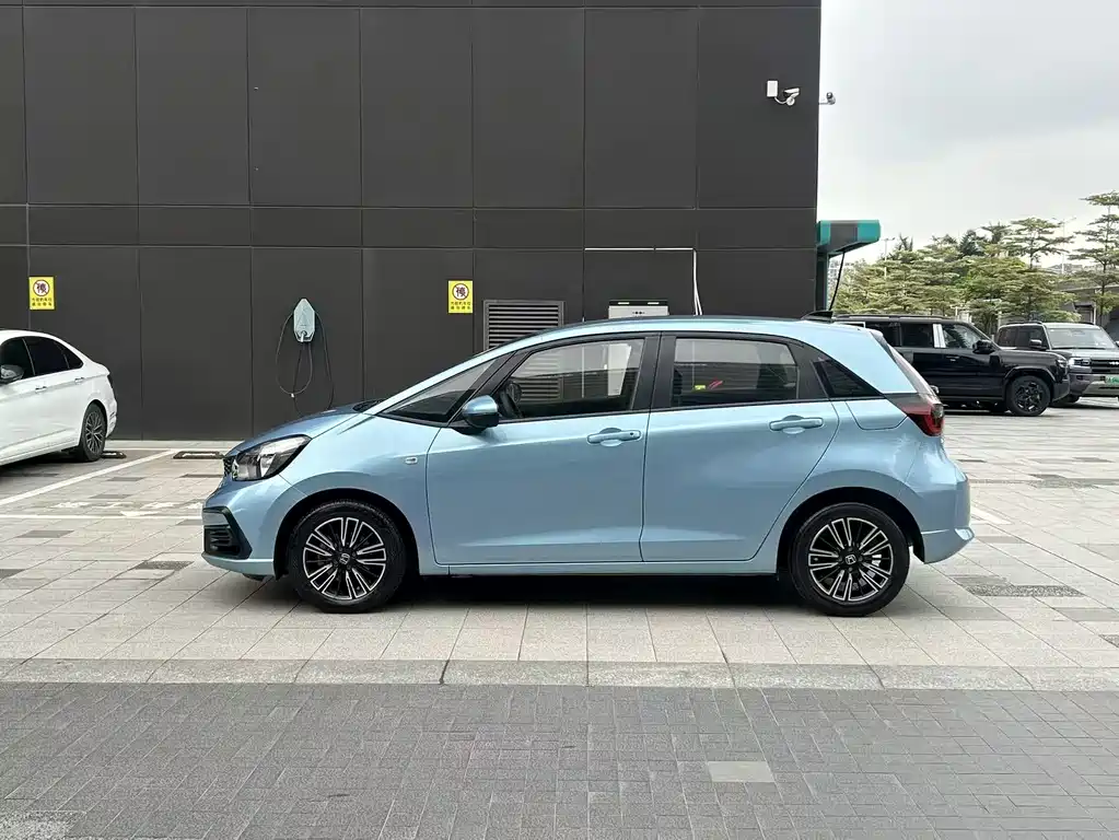Honda Fit — фото 2