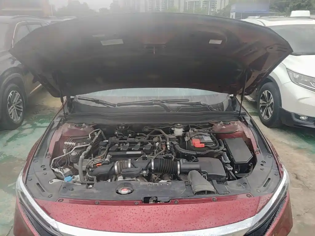 Honda Accord — фото 20