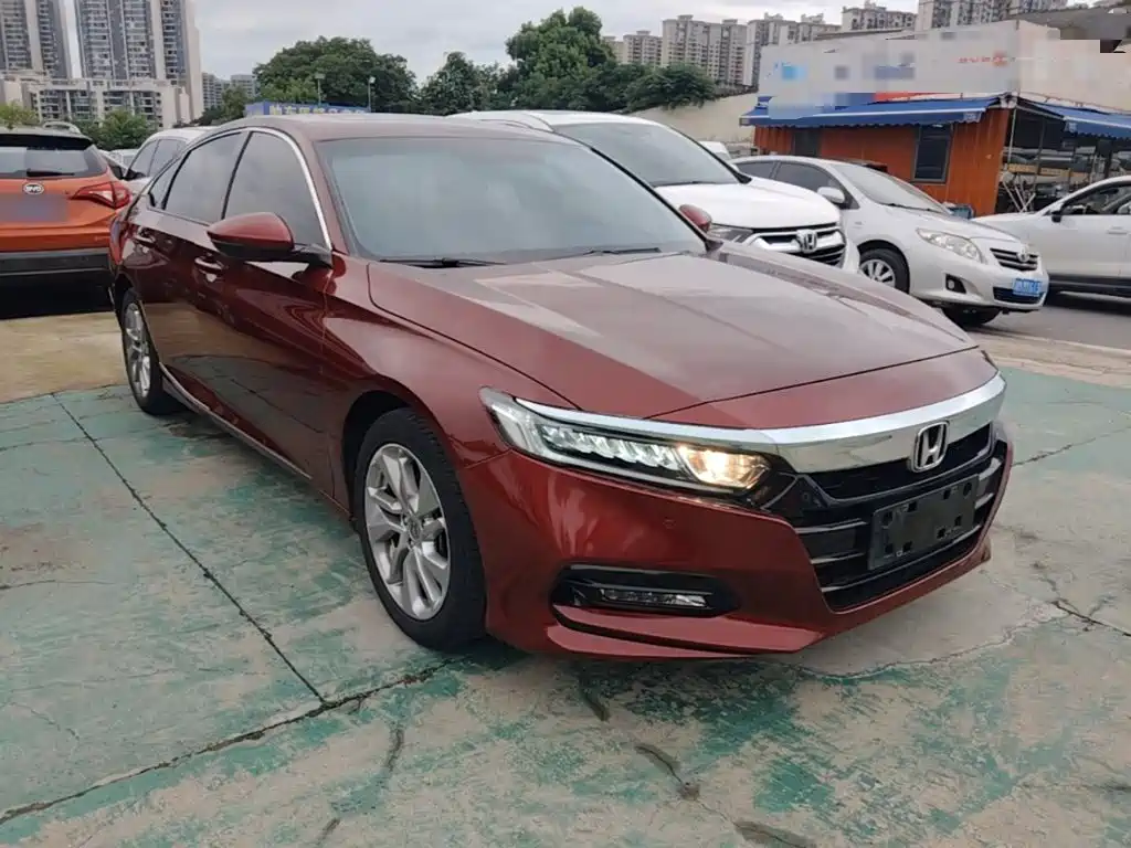 Honda Accord — фото 4