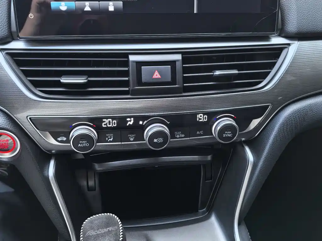 Honda Accord — фото 24