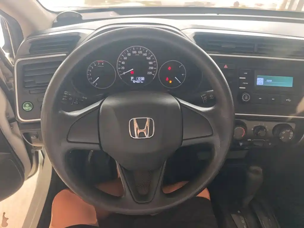 Honda City — фото 11