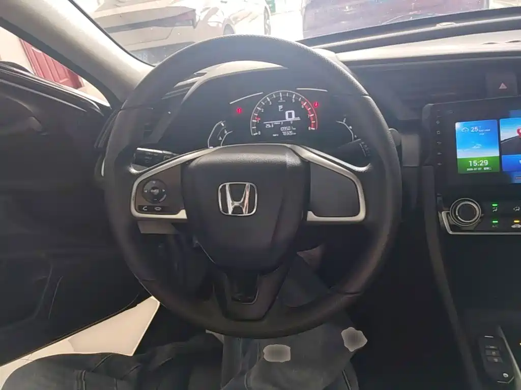 Honda Civic — фото 11