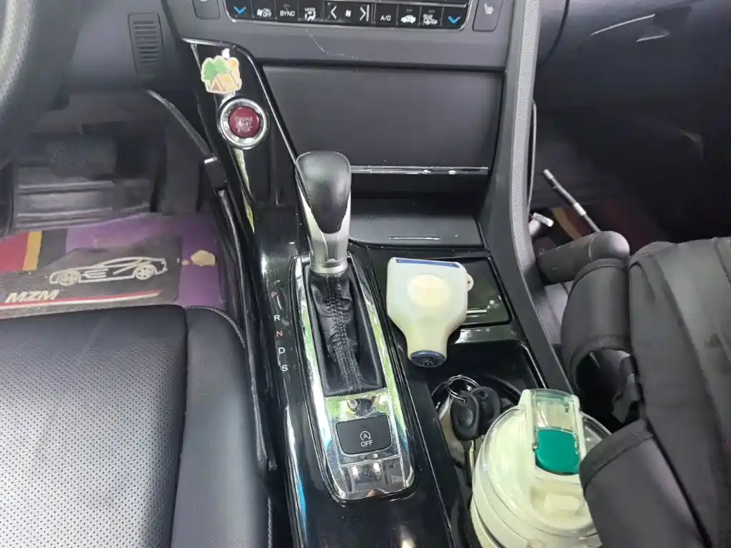 Honda Spirior — фото 14