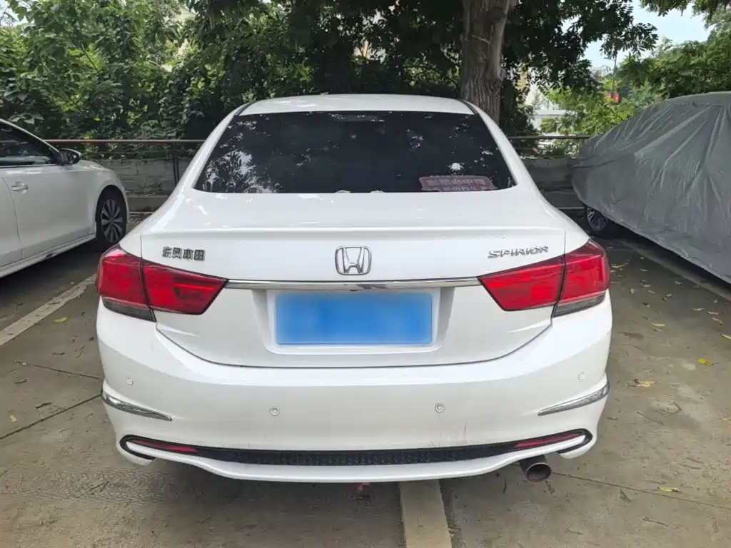 Honda Spirior — фото 6