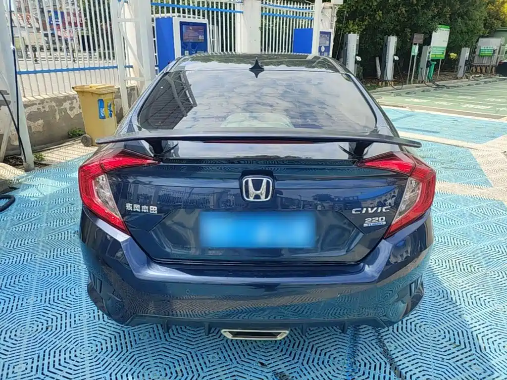 Honda Civic — фото 6