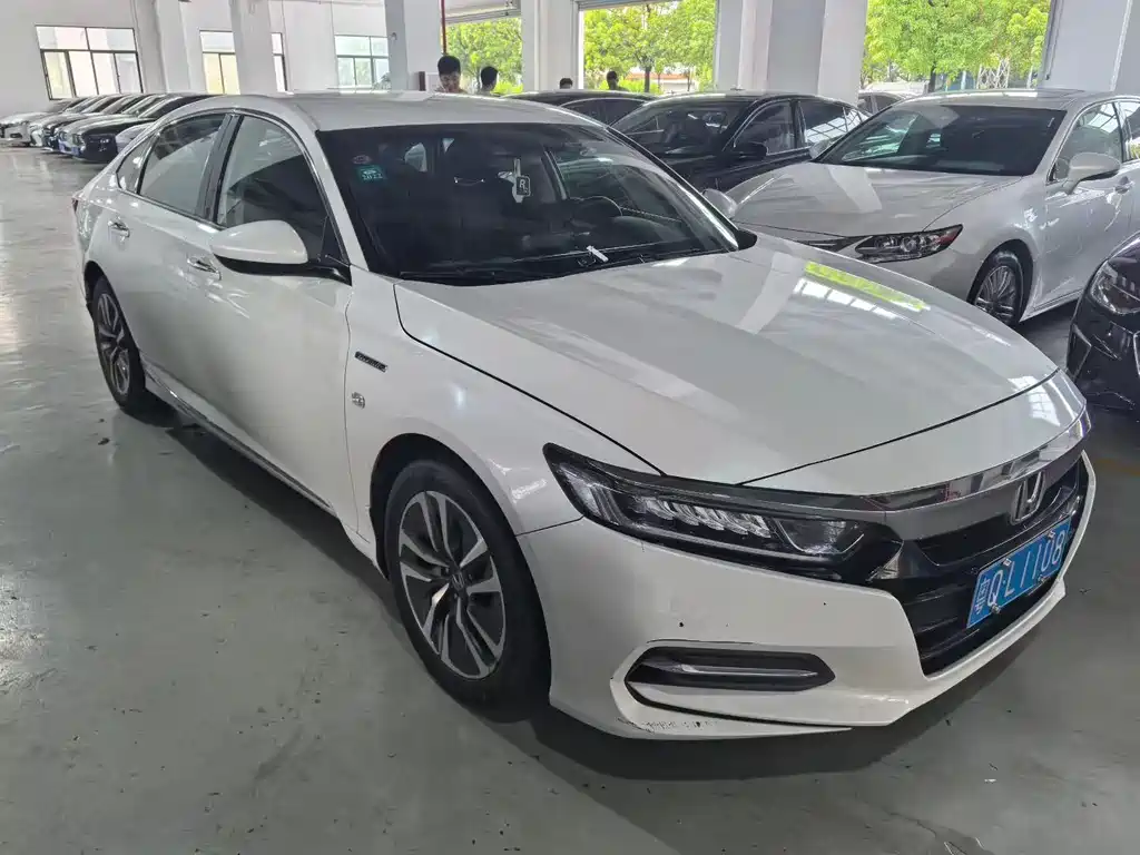 Honda Accord — фото 2