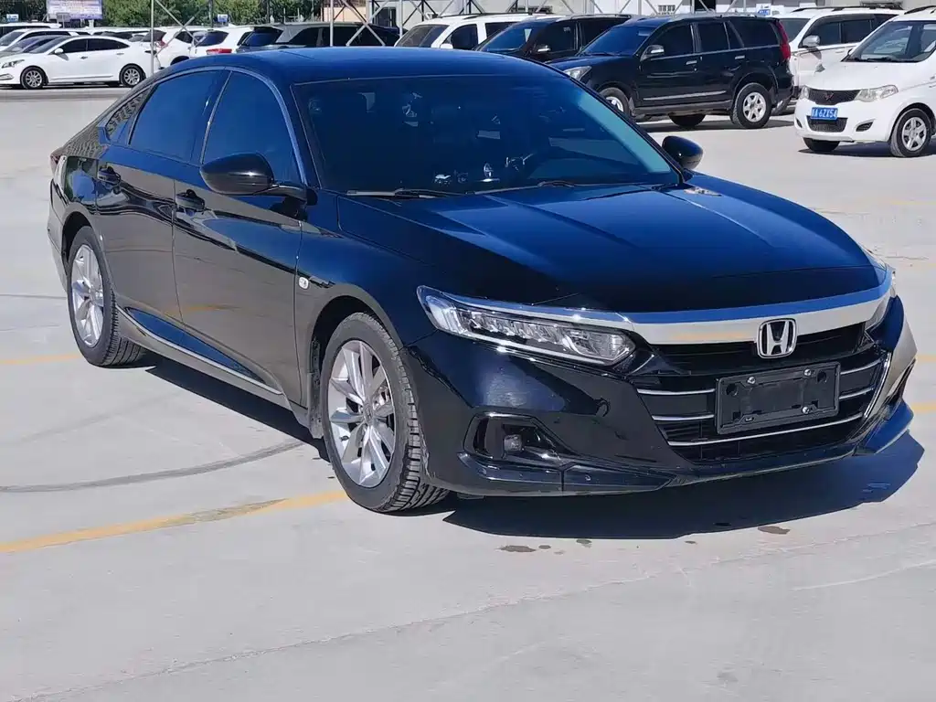Honda Accord — фото 3