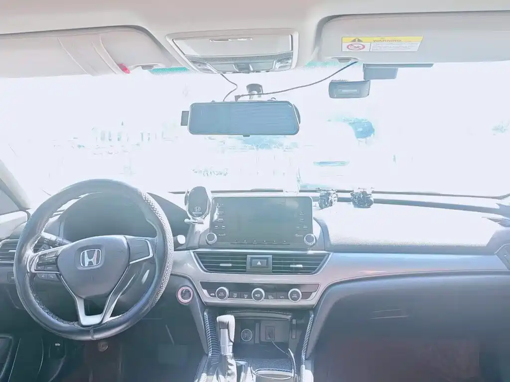 Honda Accord — фото 5